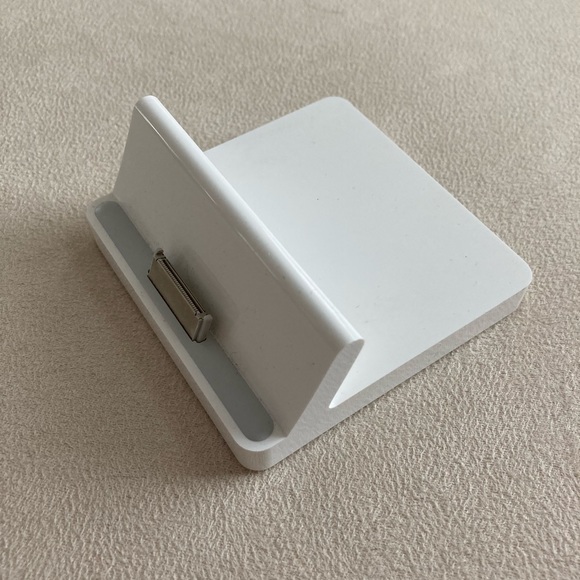 {Apple} Docking Station iPad 2 or 3 - Picture 3 of 6